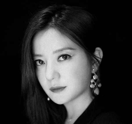 赵薇:30岁的女人不止柴米油盐