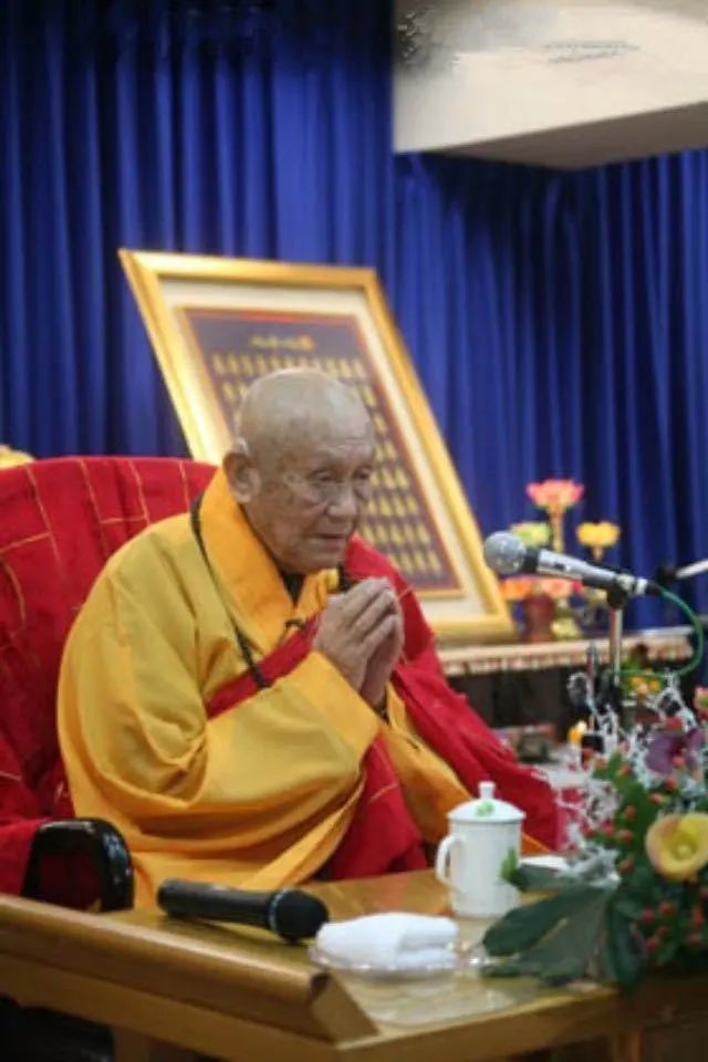 他的系统一律过午不食梦参长老谈倓虚老法师