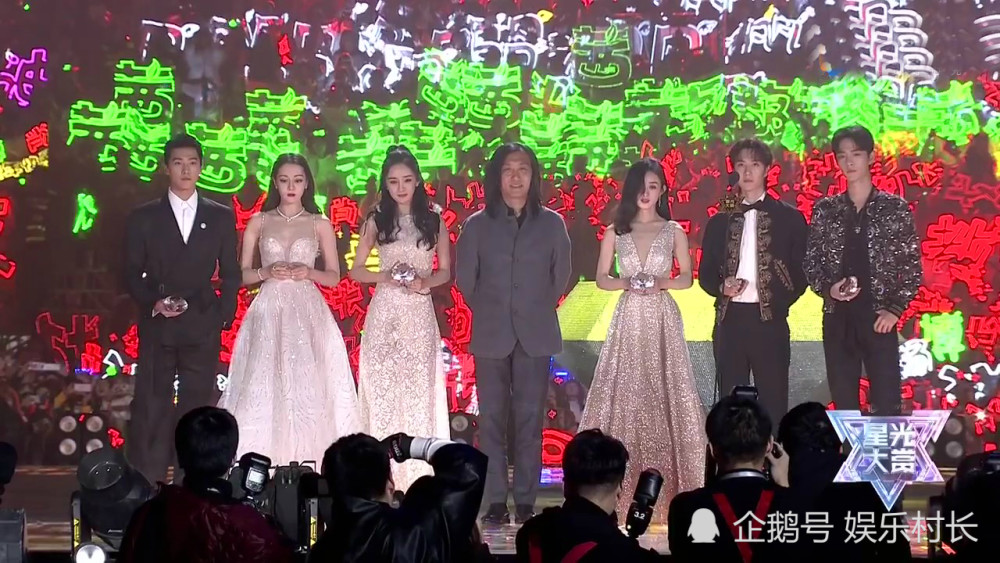 赵丽颖网宣队与杨幂粉丝团开撕,大粉带头内涵互起黑称,事件导火索很