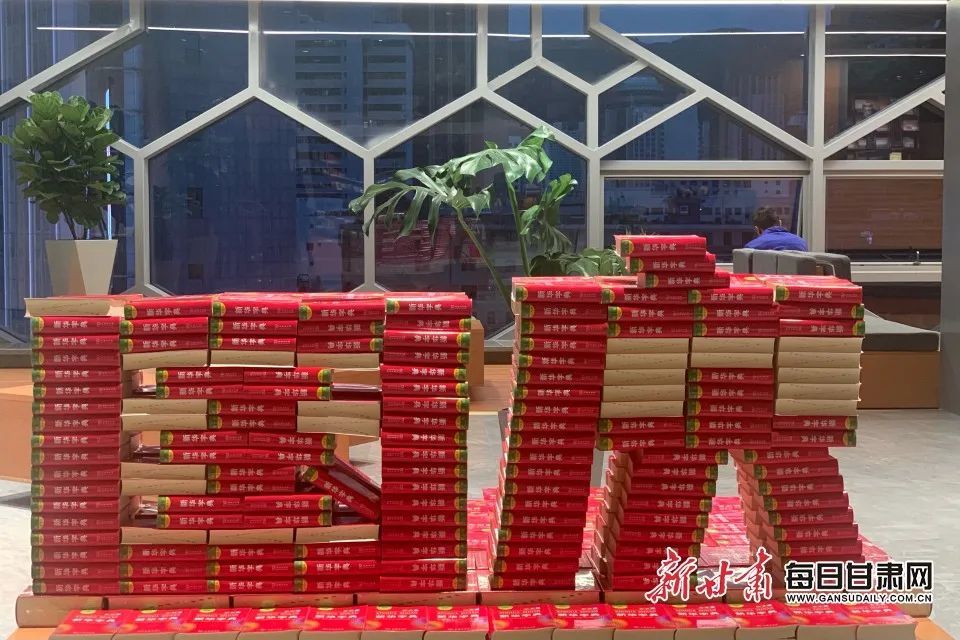 培养孩子|“宅”着也精彩！看兰州人的“书香味”假期