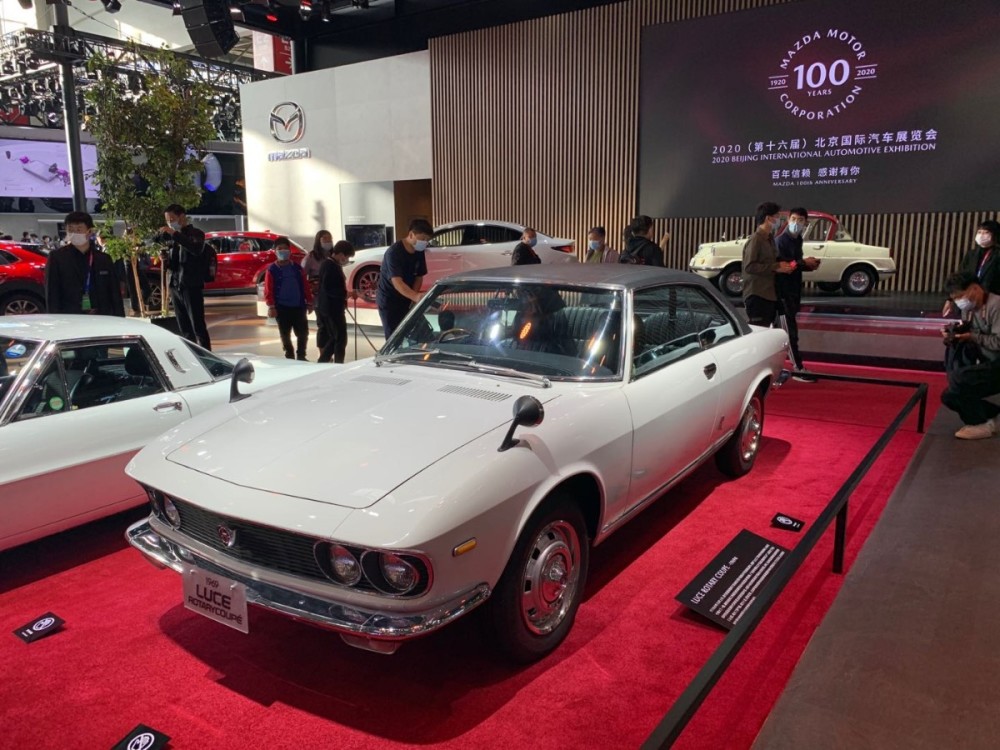 阿斯顿·马丁db5|车展上吸睛的总有那些经典车型！