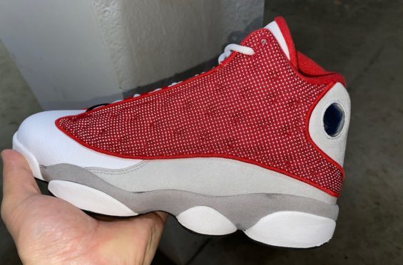 aj13红燧石图片