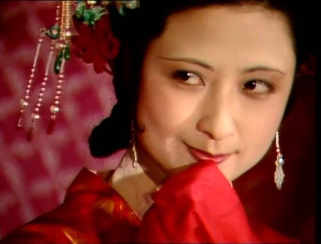 王熙凤|奇怪了：王熙凤给尤二姐过周年，这是为哪般？