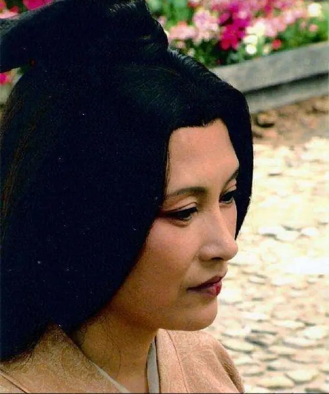 四大主角分别是刘彻母亲王娡,姑姑刘嫖,祖母窦漪房老太后及栗姬.