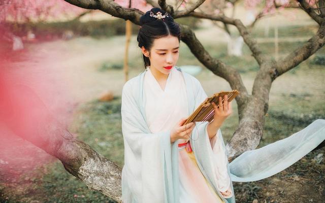 汉服|你觉得中国古代的汉服能否复兴？