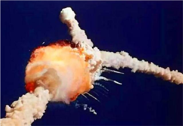 人造卫星|中兴18号发射失败！我国损失15亿，网友：失败乃成功之母！