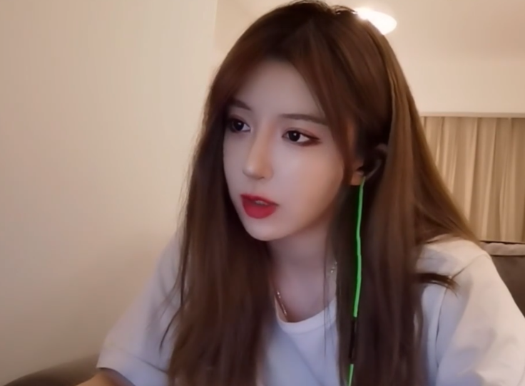 呆妹自曝被学弟认出,还说智勋配不上她,网友:不是因为留级?_腾讯新闻