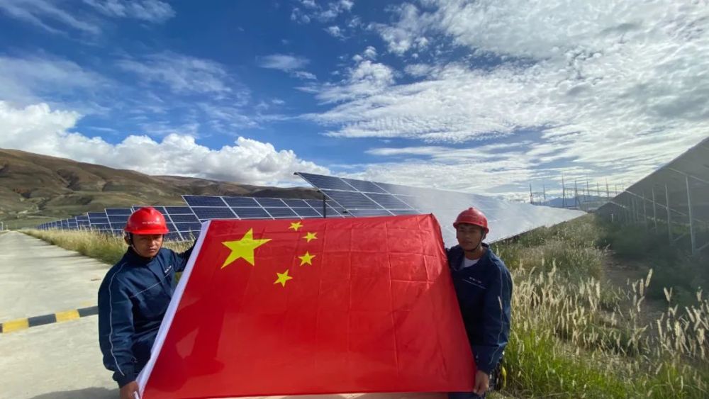 国旗|我在这里，我与国旗同框