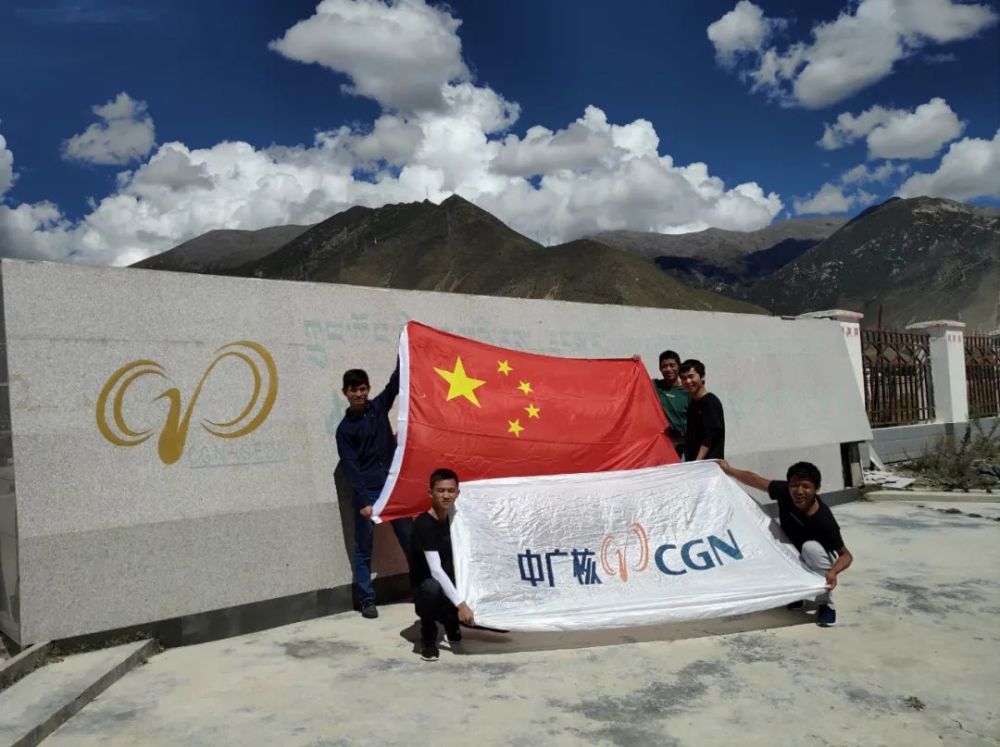 国旗|我在这里，我与国旗同框