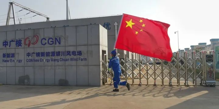 国旗|我在这里，我与国旗同框