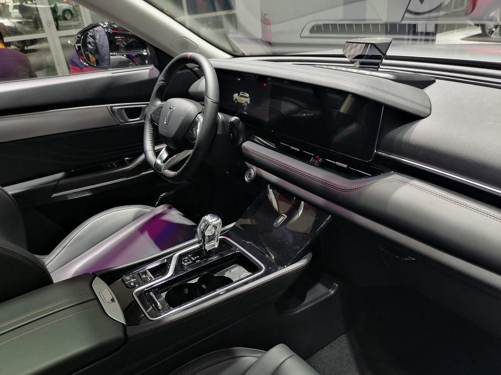 一汽奔腾t99|2020北京车展实拍一汽奔腾T99运动版 年轻人的专属中型SUV