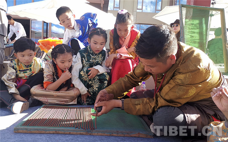 藏香|藏族青年歌手再度结缘藏香，促古法制作技艺传承