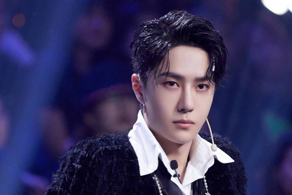 乐华娱乐|从海报排位看乐华艺人：程潇受捧，王一博不在首位，韩庚资历最深