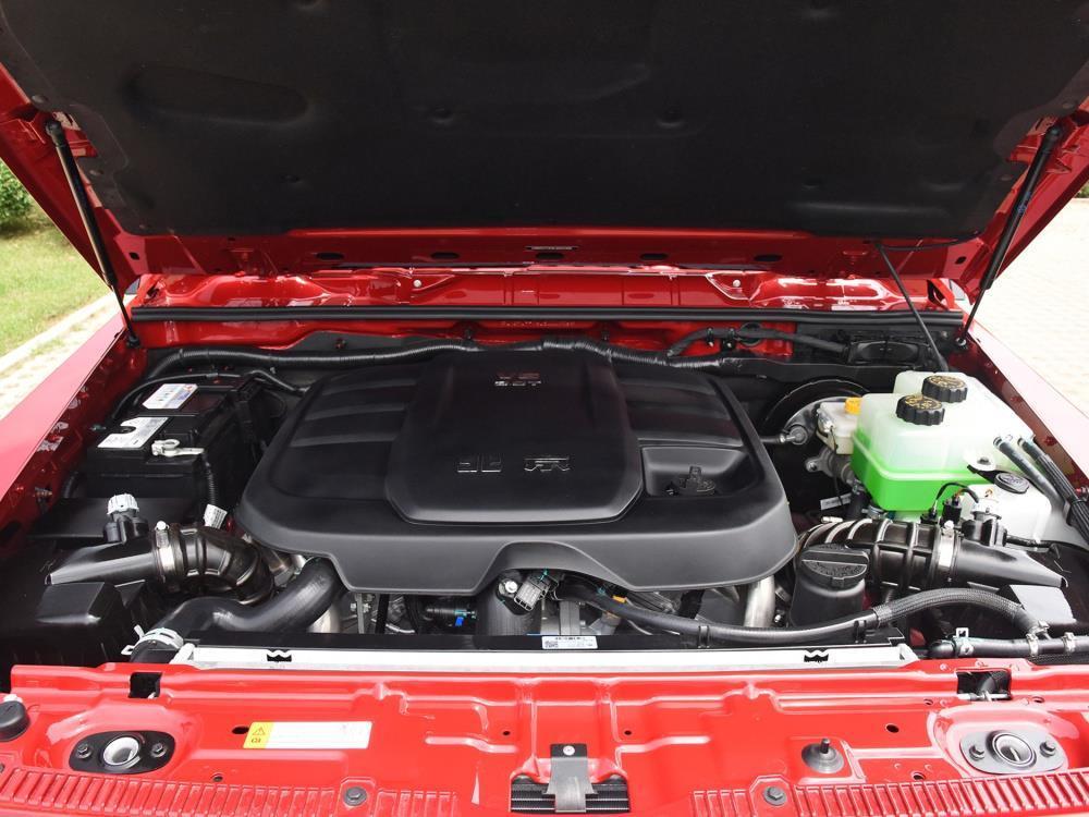 北京bj80|豪车亏本卖！气场比肩奔驰大G，3.0T＋8AT，100万档次只卖30万