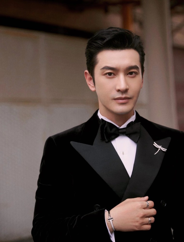 黄晓明|黄晓明拿下最佳男演员！《烈火英雄》值得称赞，消防员才是重点