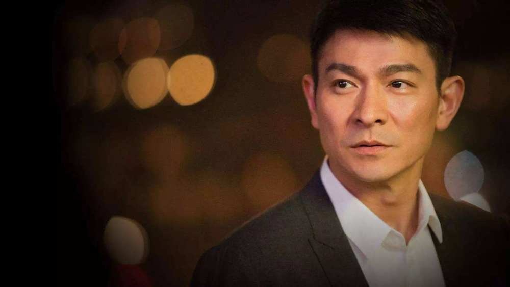 刘德华|难怪刘德华不晒老婆，看到朱丽倩的样子，网友：我也不敢晒