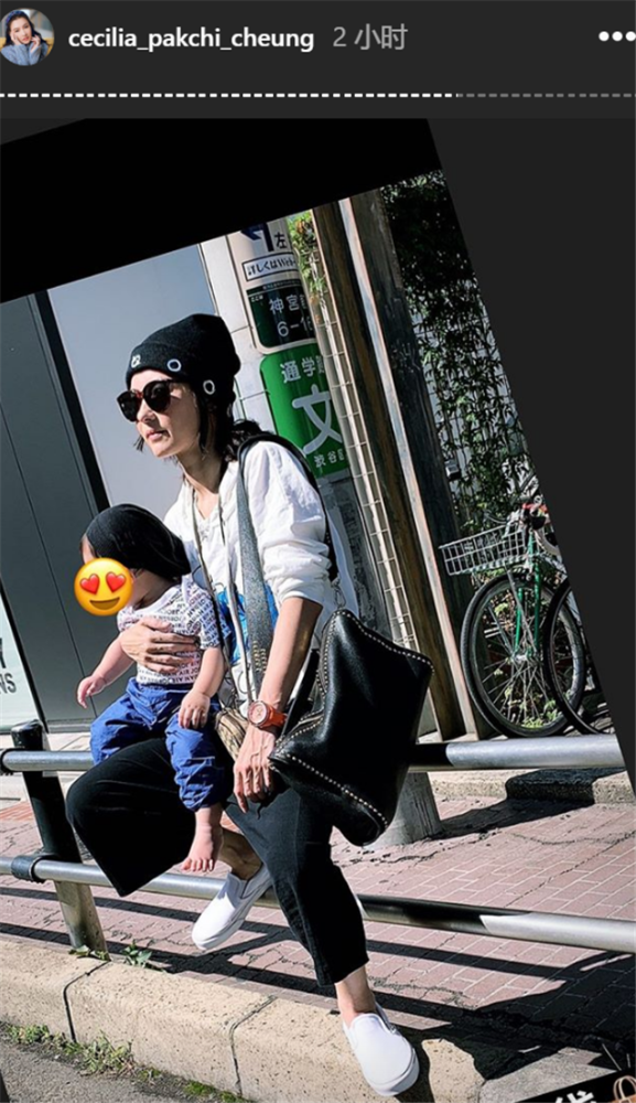 张柏芝|张柏芝晒自拍照显憔悴，隔离半个月太想念小儿子