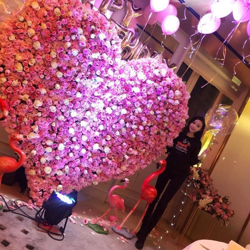 潘玮柏|潘玮柏娇妻婚变风波后晒美食很滋润，台媒曝光其性感旧照，温婉形象是伪装？
