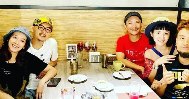 林依晨|林依晨夫妇久违同框！女方冻龄似少女，男方憔悴颜值下降