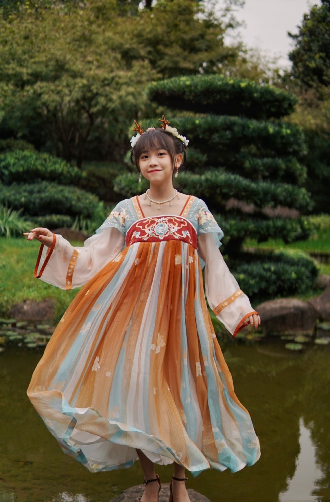 【汉服摄影】遇见神鹿_腾讯新闻