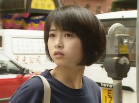 港星|54岁港星盘点：李若彤身材曲线佳，温碧霞冻龄，她们却显老态