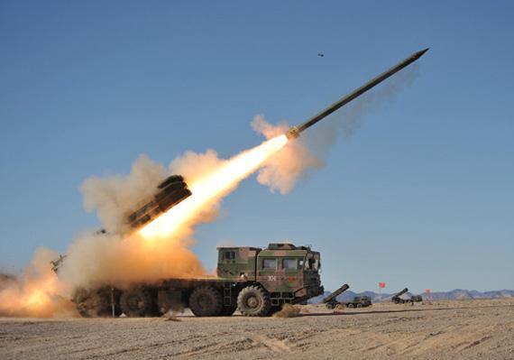 神鹰400远程火箭炮中国版方格终结者一次齐射片甲不留