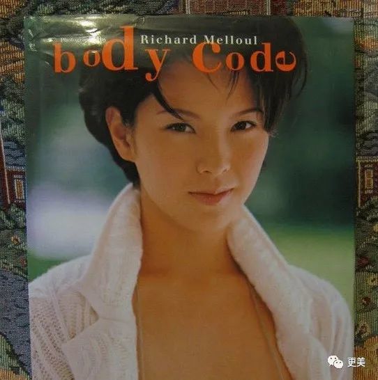 天心|曾经比邱淑贞性感，45岁的她脸僵到不敢认…