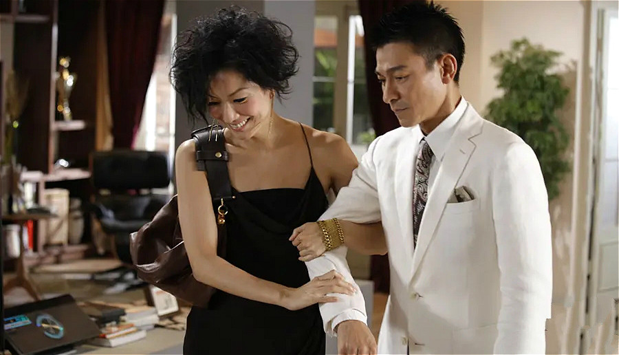 35岁女星盛赞刘德华:他是第一个让我认识到,什么叫演员的敬业!