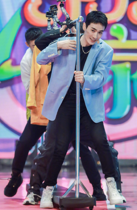 湖南卫视|2021湖南卫视跨年放大招，邀请阵容曝光，肖战王一博、朱一龙在列