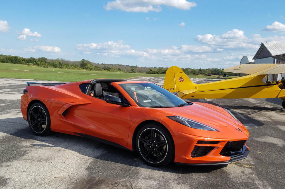 2020年雪佛兰克尔维特黄貂鱼敞篷版穷人超跑的经典代表作