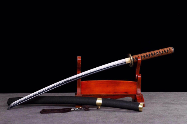 武士刀冈本弹簧钢锻打弯曲回直不变形刀身烤黑刃口推磨白刃