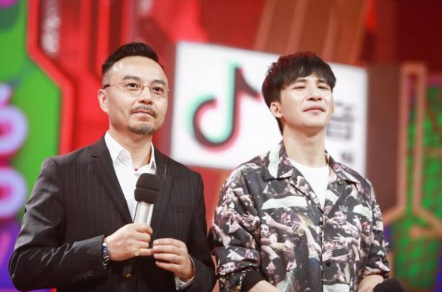 天天向上|《天天向上》冠名商没了，十二年的金牌节目，如今却面临停播风险