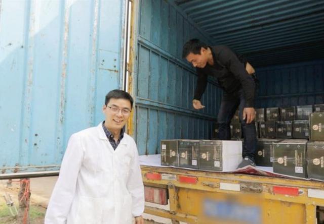 农村|放弃80万年薪，携妻回农村养羊的清华学子景奇，如今怎样了？