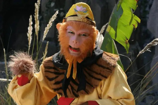 孙悟空|《西游记》里，孙悟空为何非要打死6个盗贼？你看他们的名字