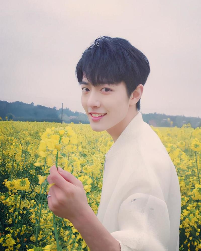 肖战|生日当天极具排面！不愧是肖战！