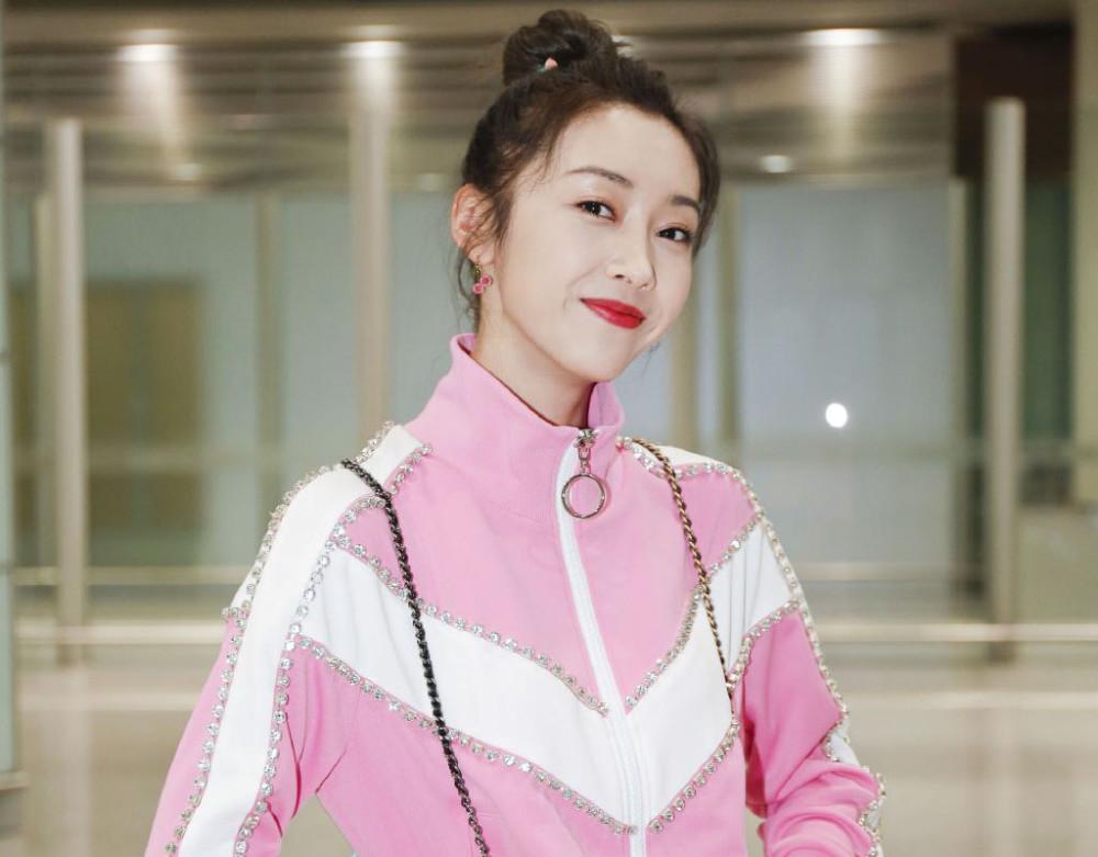 陈情令|《陈情令》热播一年他们对肖战情意依旧，尤其她的祝福让人泪目