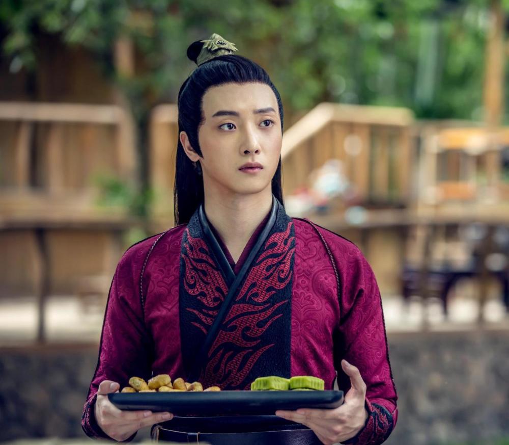 陈情令|《陈情令》热播一年他们对肖战情意依旧，尤其她的祝福让人泪目