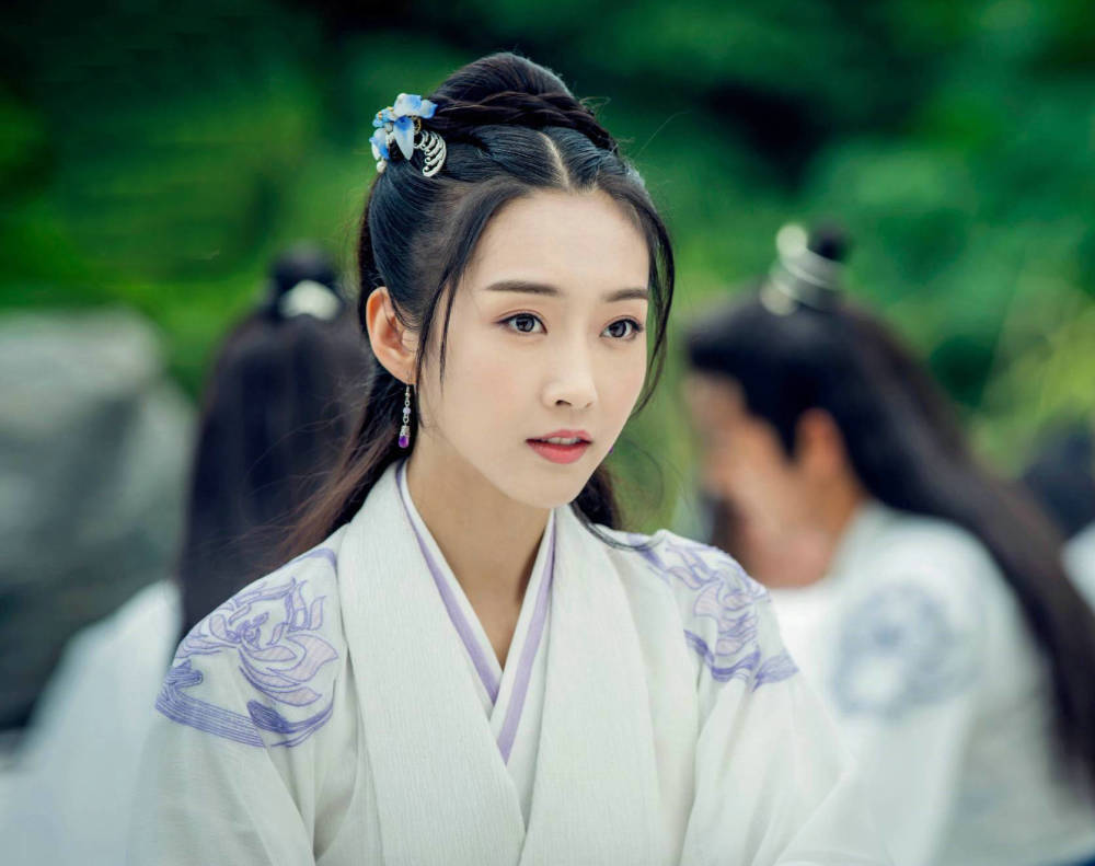 陈情令|《陈情令》热播一年他们对肖战情意依旧，尤其她的祝福让人泪目