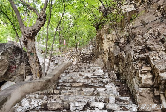 北京|北京旅游有个九洞十二峰景点，史称幽燕奥室，珍木奇花遍布！
