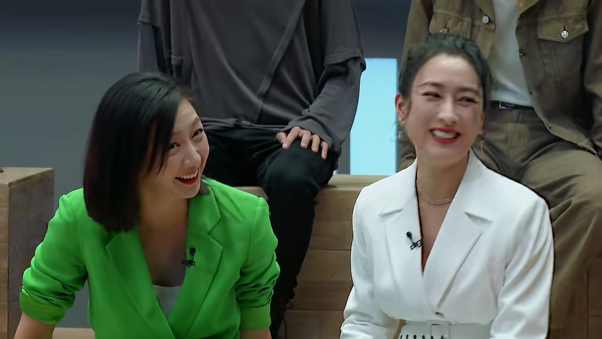 唐一菲|她真是一个狠人…