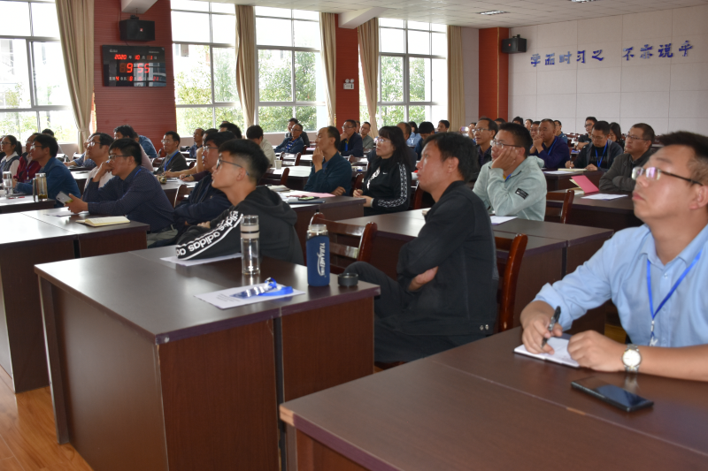 中国书法家协会|云南：曲靖市书法家协会举办第五届正书展暨第五届青年展看稿会