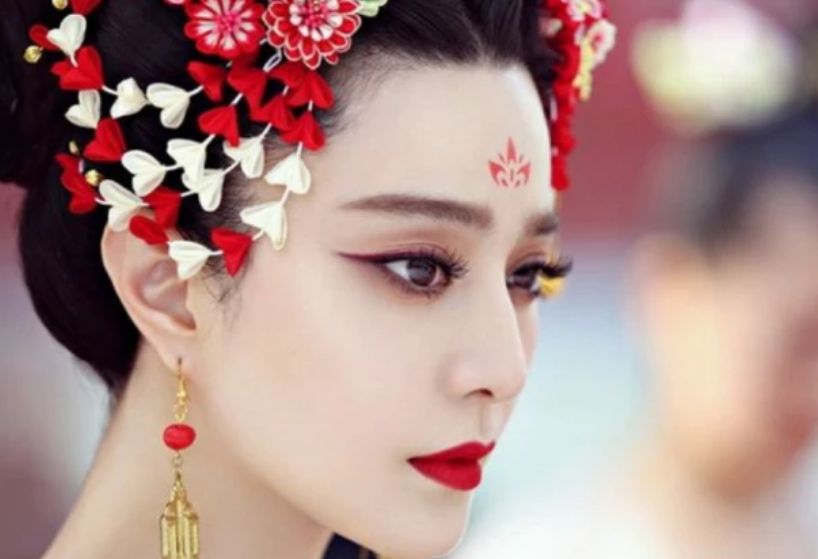 范冰冰|范冰冰凌晨官宣喜讯，时隔2年正式复出，电影《355》将上映