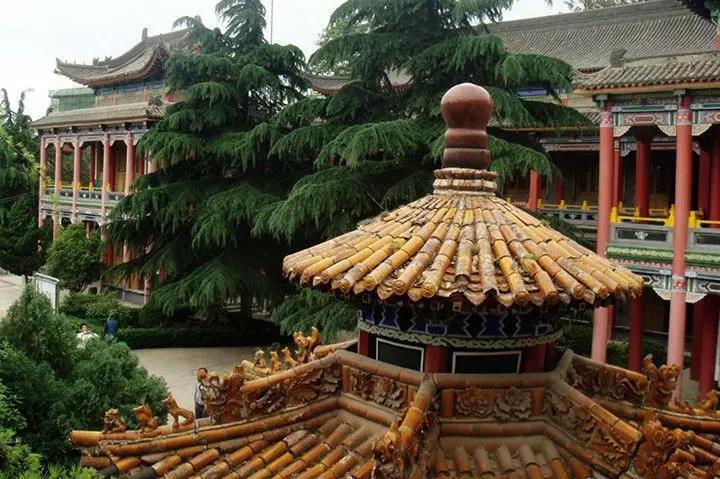 临潼县|陕西临潼鬼沟出土无头石人，经过考证，这里在秦朝发生过一件大事