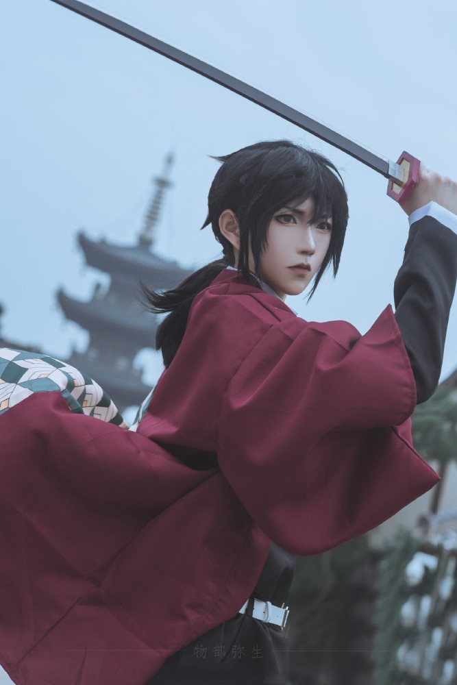 鬼灭之刃富冈义勇cosplay
