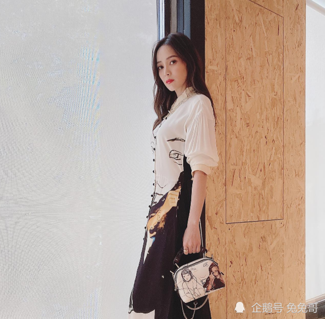 林志玲|林志玲跑出来要截胡侯佩岑代言？侯佩岑经纪人回应