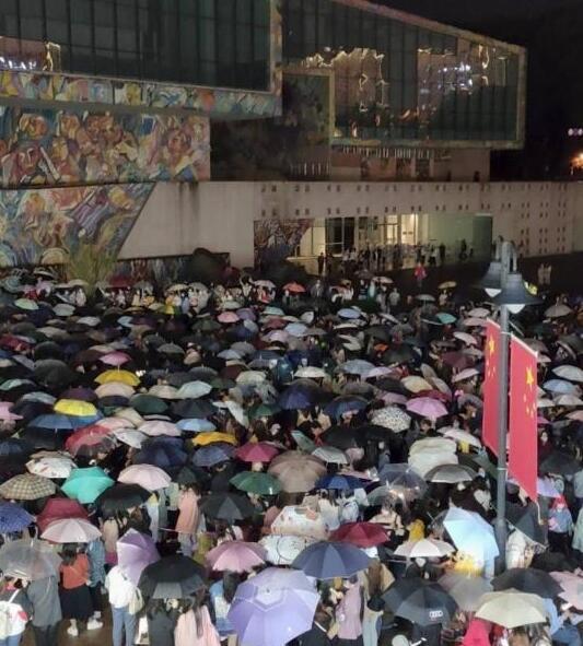 肖战|肖战川美应援活动又上热搜！黑粉故意乱带节奏，混淆事实真相