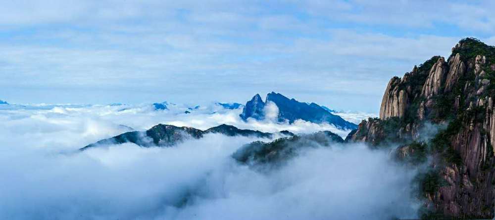 黄山雨后云海圈粉2万游客-WordPress极简博客