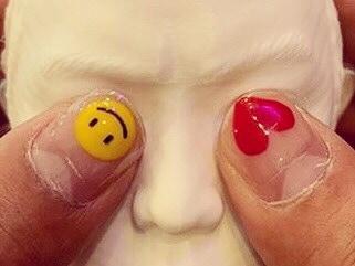 黄鸿升|黄鸿升全家刺青悼念小鬼，萧敬腾将现身“地球上最浪漫的”追思会