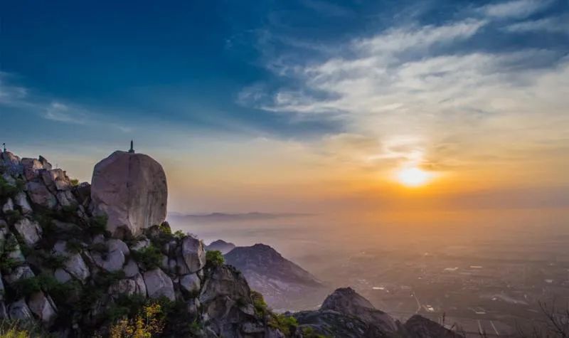 国庆有礼|《国庆有礼，健身有道》登上海淀凤凰岭俯瞰京城 令人心旷神怡