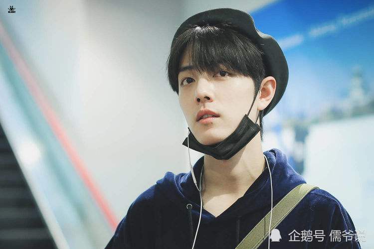 四川美术学院|肖战粉丝又翻车！围堵川美校门口，粉丝发声澄清，但行为仍不可取